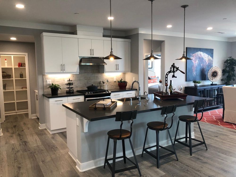 Kitchen finish work by Dreamliner Construction